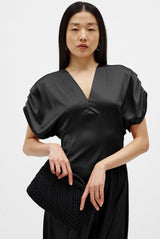 InWear Oakki maksimekko - musta - satiinimekko - naisten juhlavaatteet - muoti - lifestylemyymälä - kotimainen verkkokauppa - IHANA Store