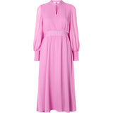 Rue de Femme Paxen mekko - pinkki - sifonkimekot - juhlamekot - naisten muoti - lifestyle - IHANA Store - kotimainen verkkokauppa