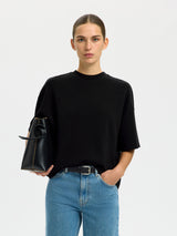 Selected Tenny collegepusero - musta - naisten paidat - puserot - collegepaidat - naisten muoti - lifestyle - IHANA Store - kotimainen verkkokauppa